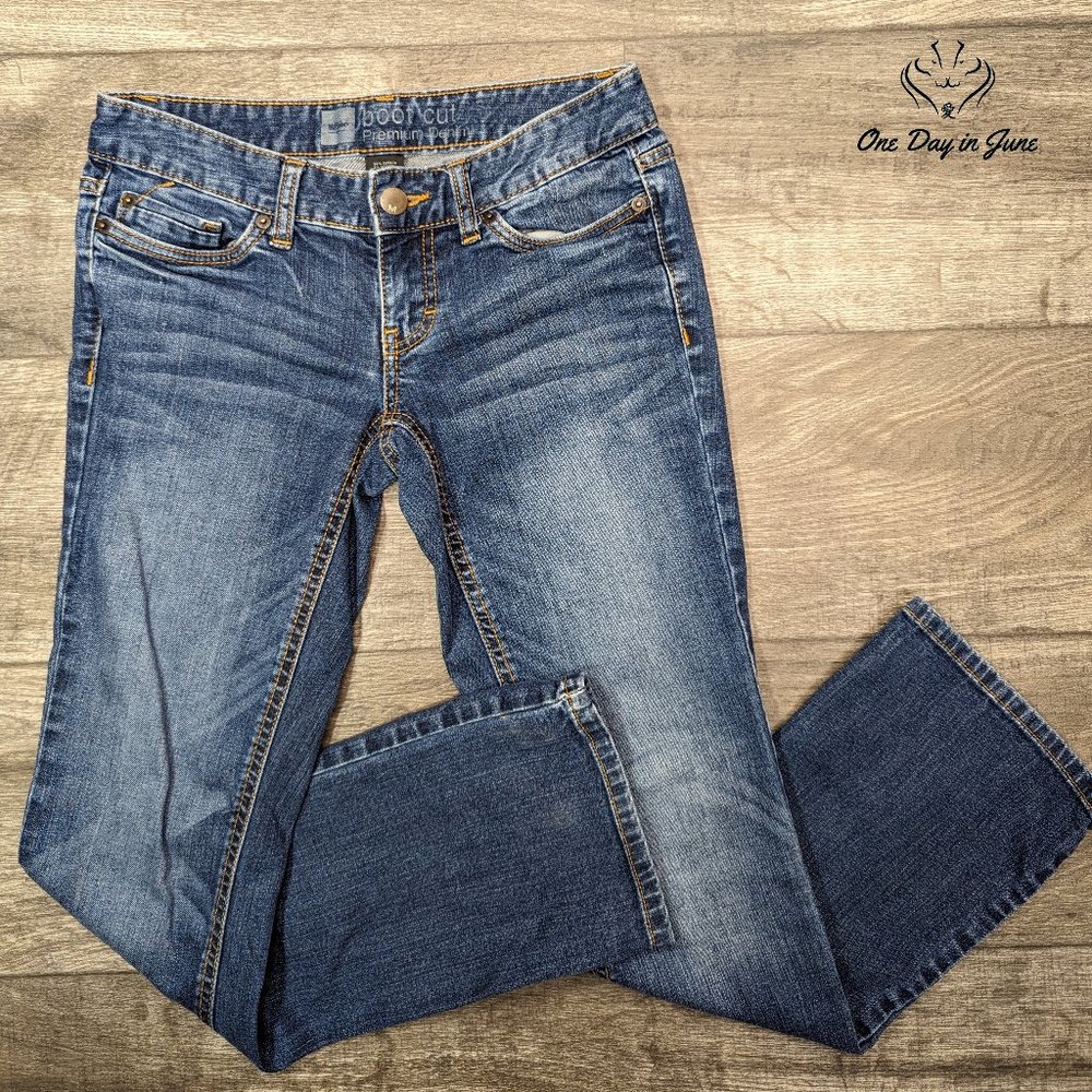 Mossimo Supply Co Boot Cut Premium Jeans Size 2S